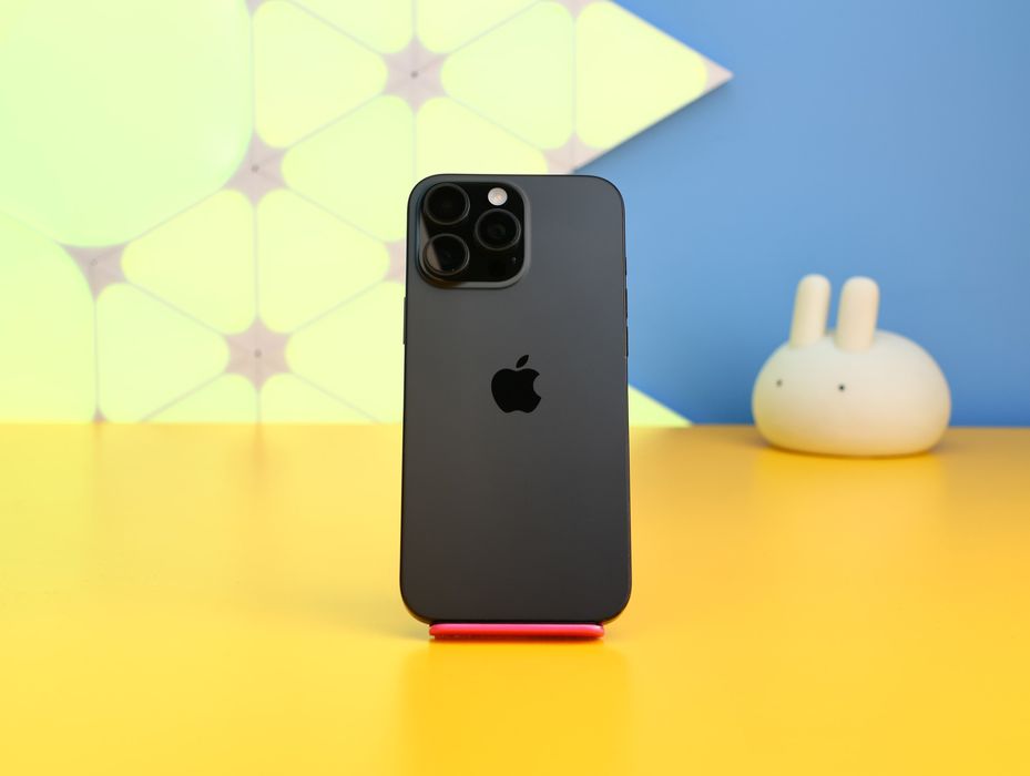 Смартфон Apple iPhone 16 Pro Max 256GB Black (169842) Б/У З ГАРАНТІЄЮ