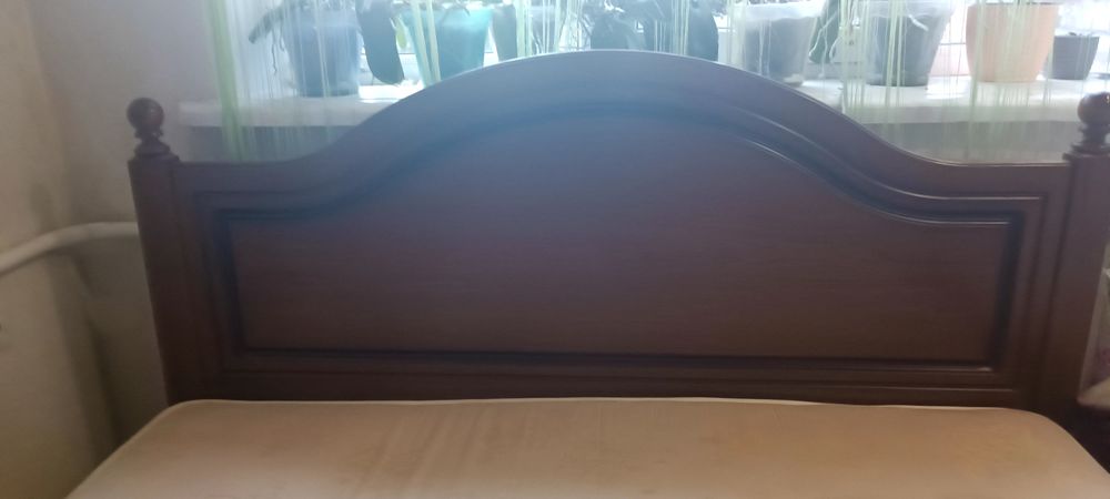 Кровать с  ортопедическим матрасом