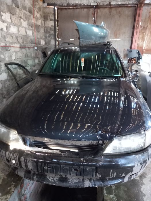 В разборе. Opel Vektra B