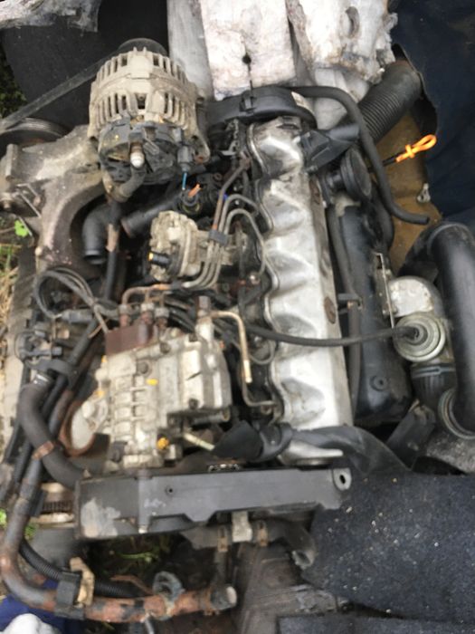 Silnik vw t4  ,2,5 tdi AJT