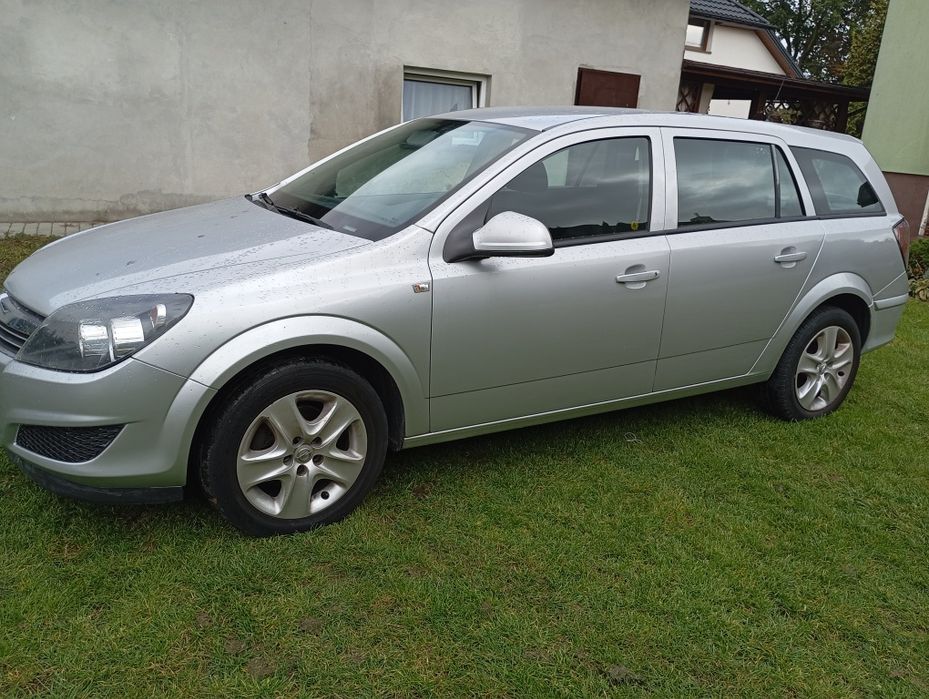 Sprzedam lub zamienię Opel Astra H 1,6 LPG kombi