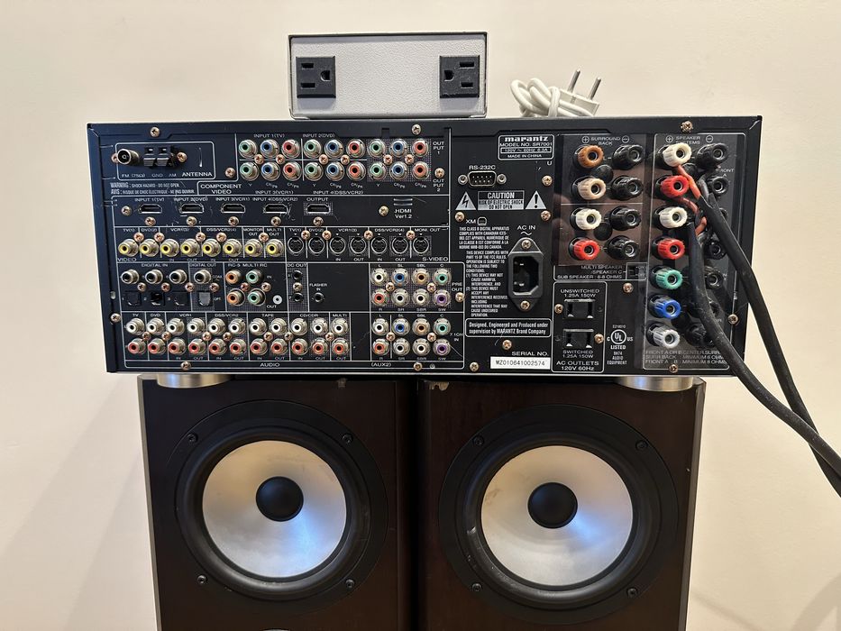 Wzmaczniacz Amplituner AV Marantz SR7001 7.1 110W