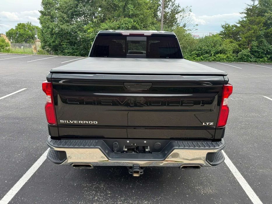Chevrolet Silverado 1500 LTZ Crew Cab      2021