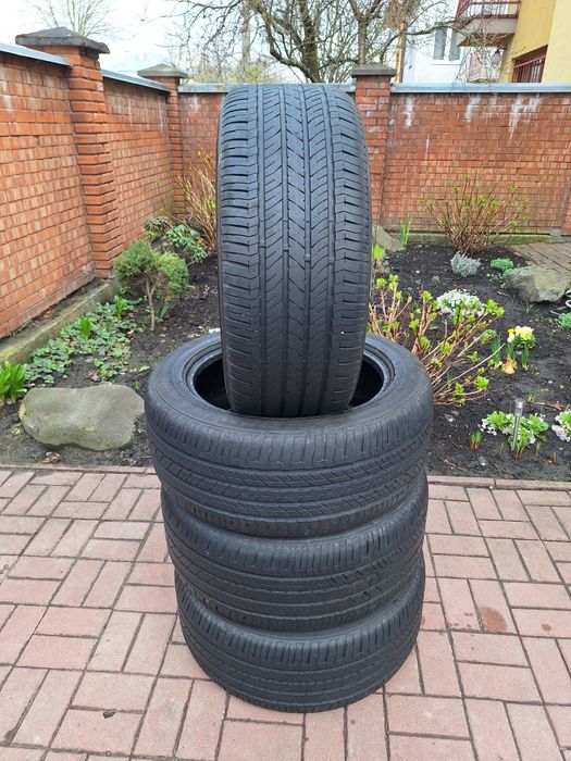Шини BRIDGESTONE DUELER H/L 255/50 R19