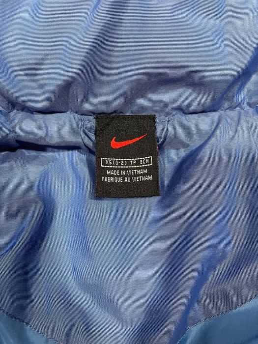 Натуральний пуховик nike