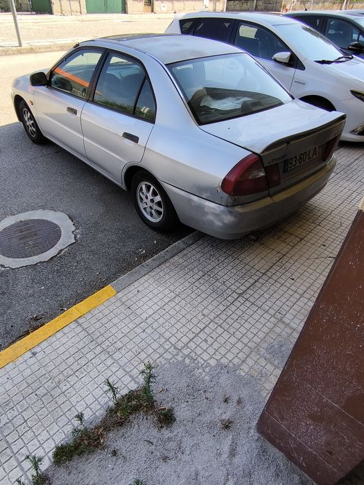 Mitsubishi Lancer glxi 1.3
