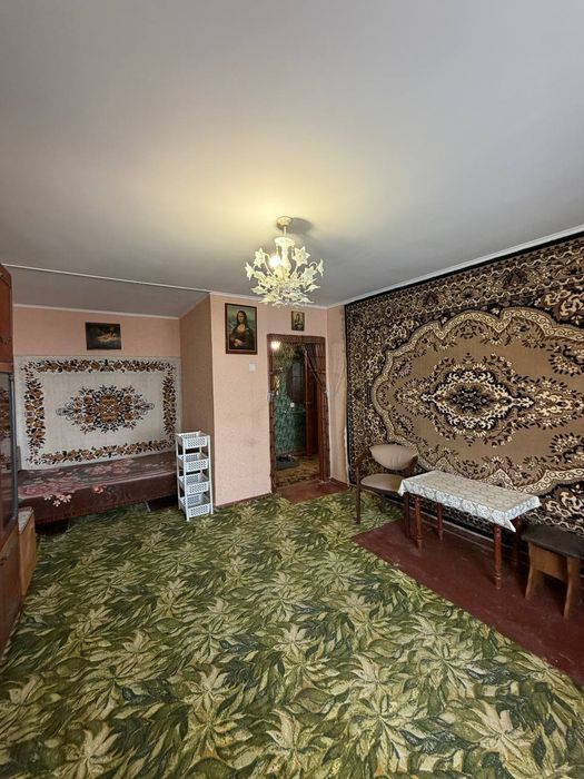 Новинка! 36 м2  Продаж 1 кім квартири+комора своя