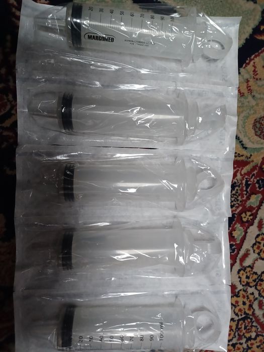 Strzykawki Margomed 100ml do cewnika, pega 30sztuk