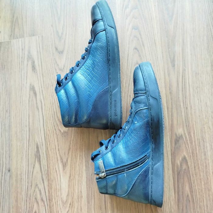 Buty skórzane granatowe Gino Rossi. Rozm. 40