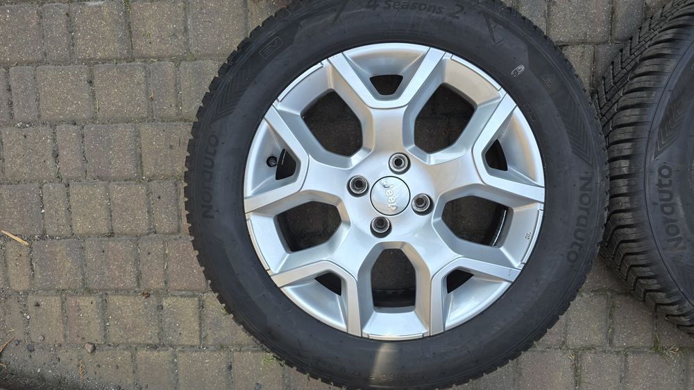 Komplet kół koła felgi Jeep Avenger 17" opony wielosezon Nowe 2026r
