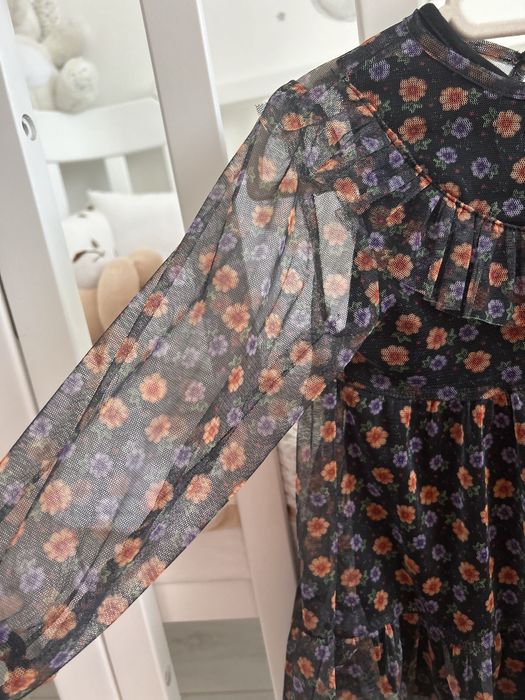 Дуже гарна сукня 2 роки, 86-92