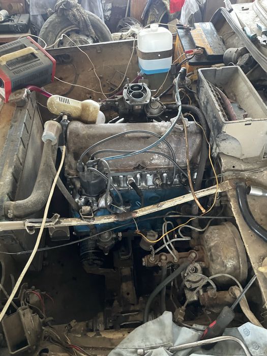 Продам ниву 2121