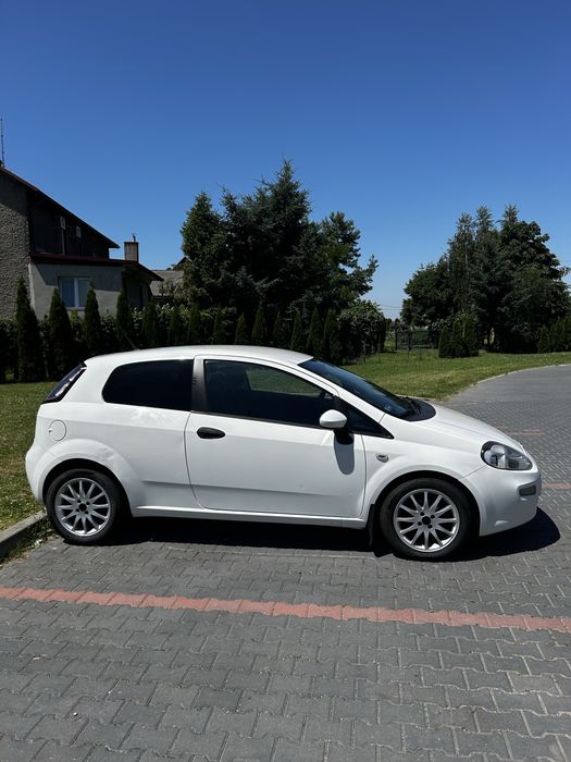 Fiat Grande Punto 1.3 Multijet 75 KM • 2013
