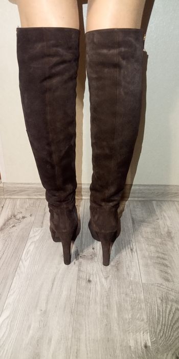 Жіночі чоботи 37 розмір