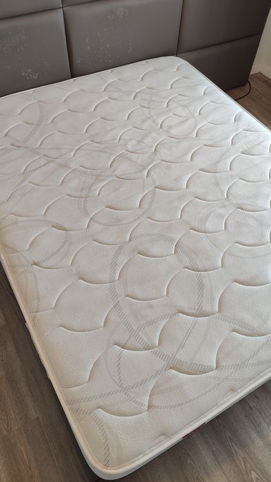 Cama casal - LER ANÚNCIO!