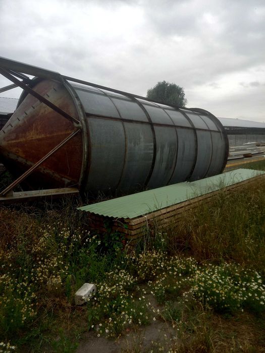 SPRZEDAM SILOS Zbiornik Bin 40 ton...