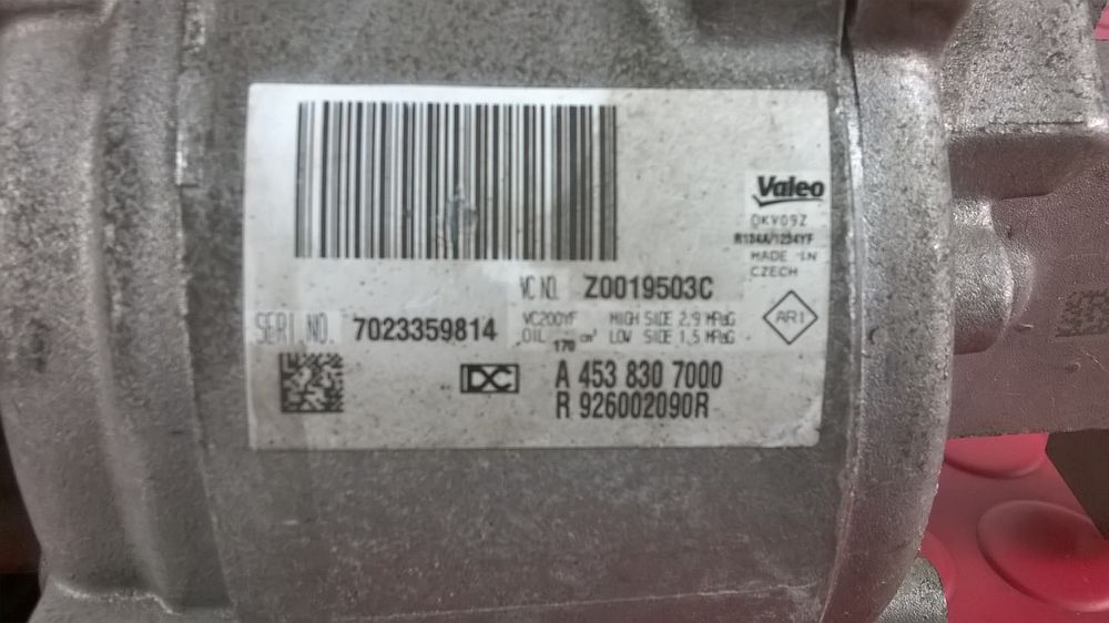 Compressor do Ar condicionado - RENAULT TWINGO III (BCM_, BCA_)