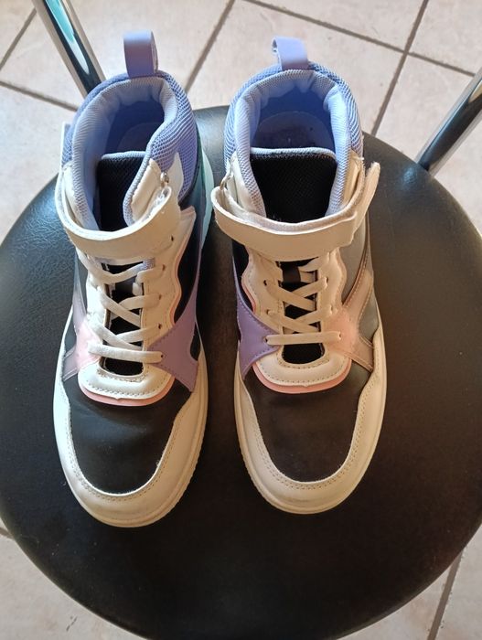 Buty sportowe rozmiar 38