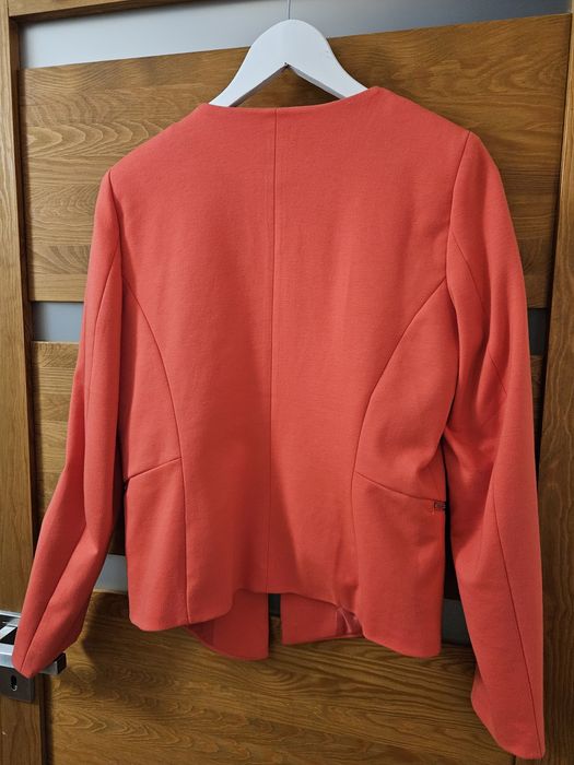 Marynarka żakiet koralowa r.40 reserved