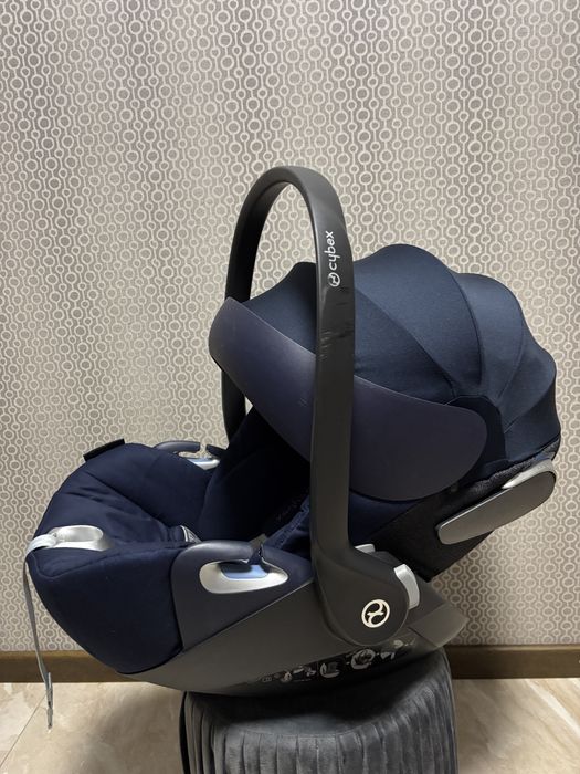 Автокрісло Cybex Cloud Z i-Size Nautical blue Navy blue синє