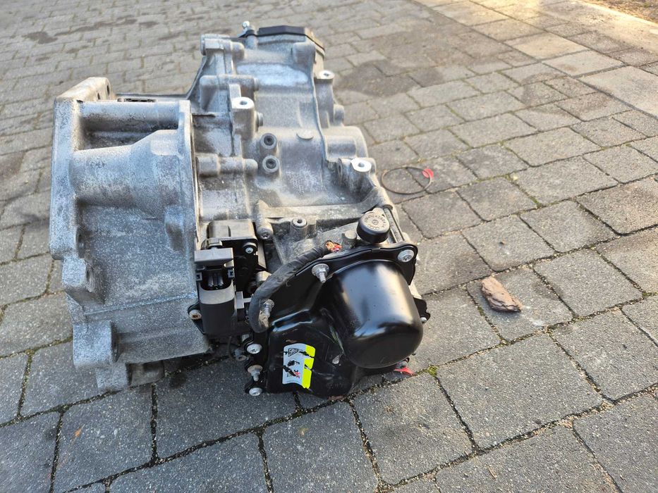 vw touran golf VII caddy altea 1.6 tdi skrzynia biegów DSG 7 bieg QHU