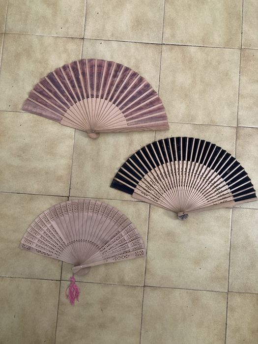 Lote 12 Leques, abanicos