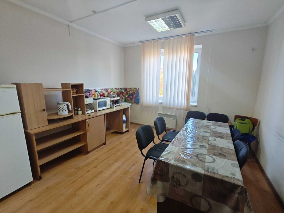 Продаж комплексу будівель у м. Виноградів – готова база з великою територією