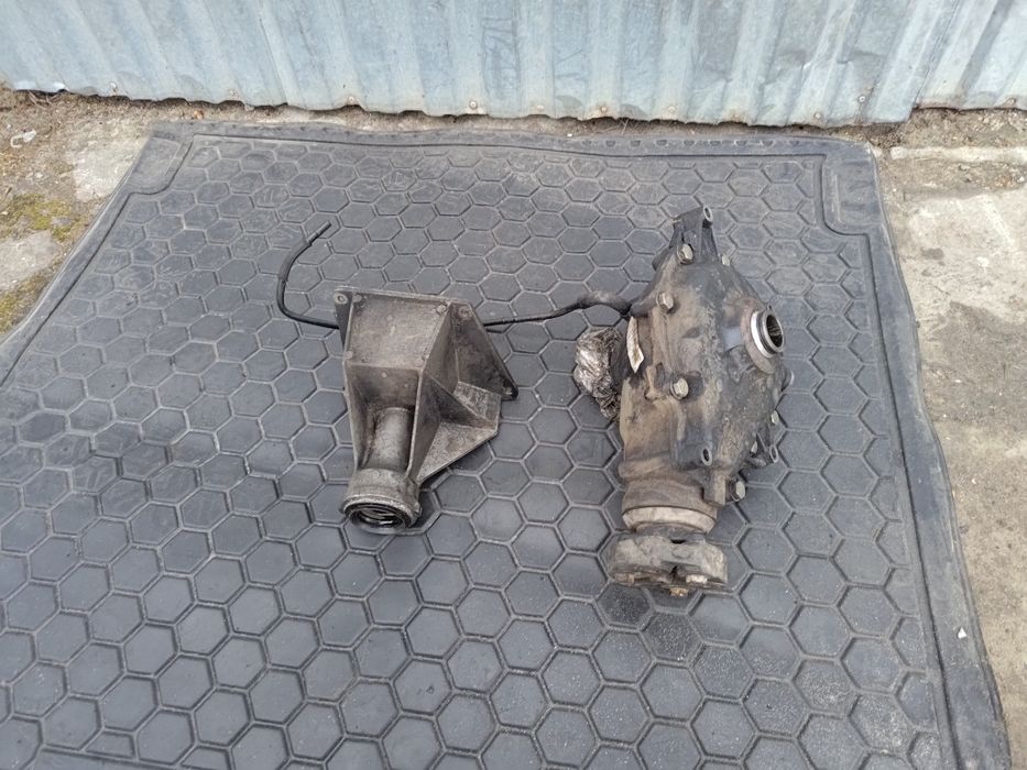 Редуктор передній задній бмв х5 е53 м57 BMW X5 e53 m57 3.0 розборка