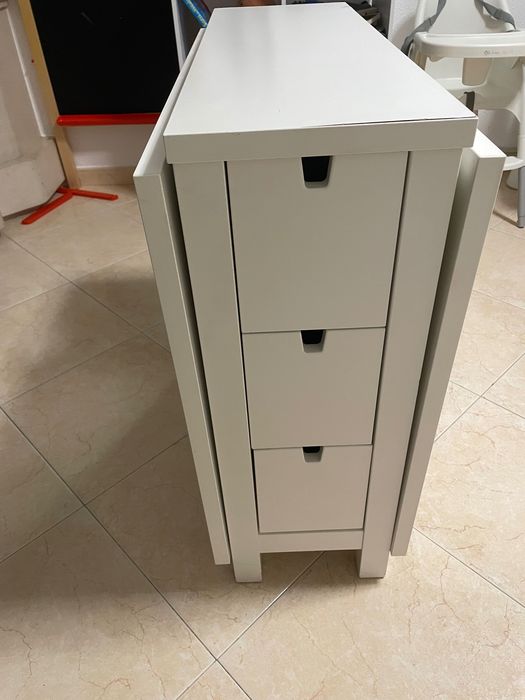 Mesa ikeia dobrável
