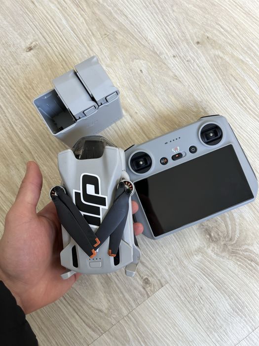 Drone DJI Mini 3 Fly More Combo (3 BATERIA) + DJI RC (4K)
