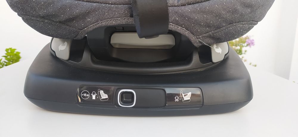 Cadeira auto Bebé-confort Axissfix 360 COMO NOVA