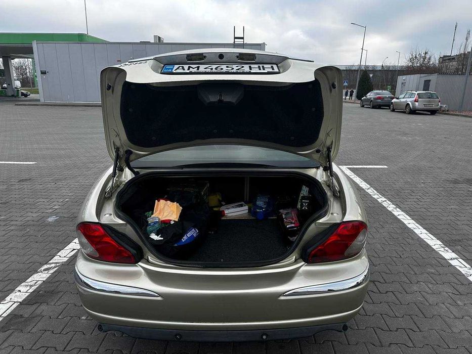 Автомобіль Jaguar X-type 2006