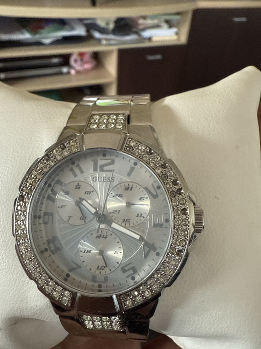 Relogios  1 Guess e 2 Tommy Hilfiger