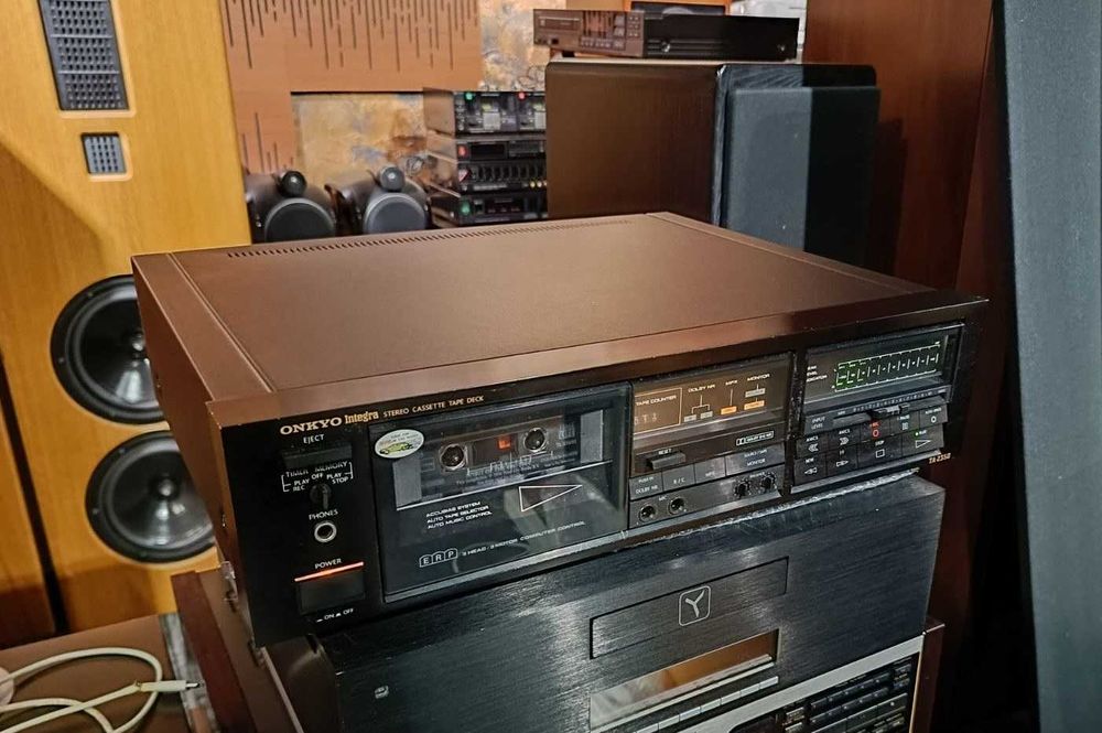 касетна дека Onkyo TA-2350 3 HEAD