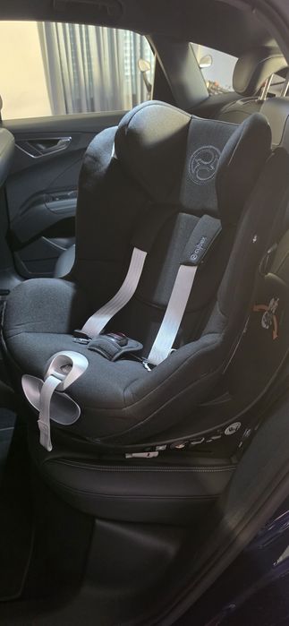 Cadeira CIBEX Sirona Z + Base Isofix