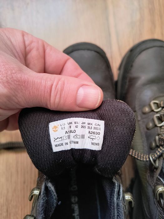 Продам черевики Timberland