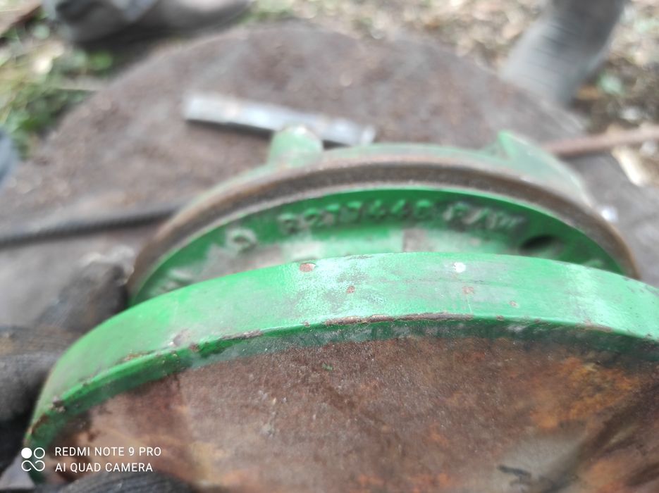 Муфта вариатора вентилятора двигуна  ІТ2/ІТ4  John Deer