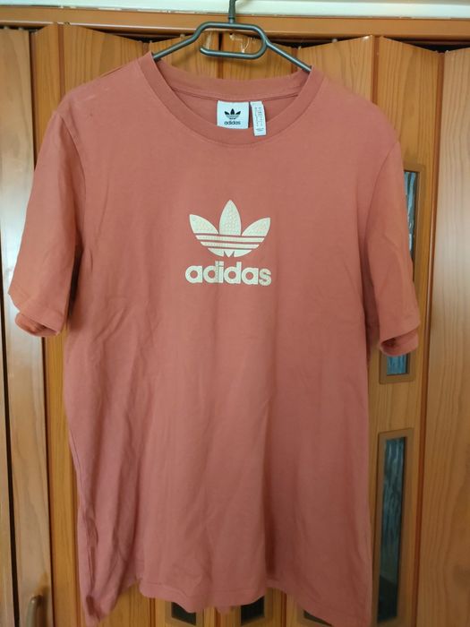 T-shirt Adidas L uniseks.Logo z cekinów.