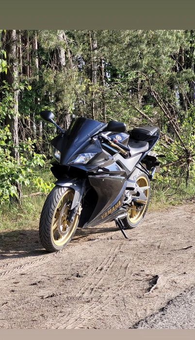 Motocykl Yamaha yzf r125