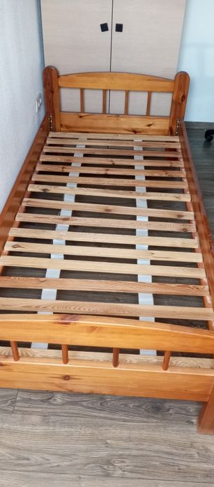 Łóżko sosnowe 900X2000