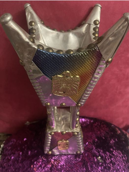 Гарний атрибут інтерєру,аромо лампа