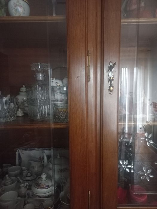 Móvel de sala em madeira