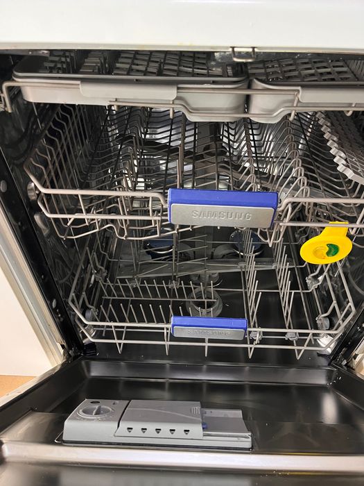 Máquina de Lavar Loiça Samsung