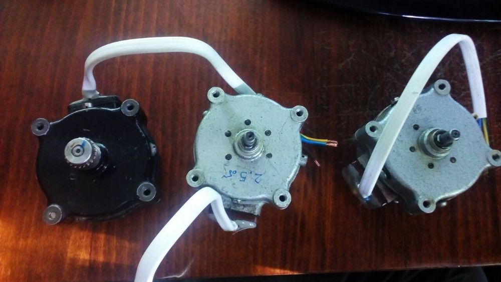 Мотор для инкубатора РД-09 2 об/ мин 220 v