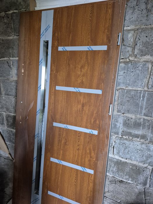 Sprzedam drzwi zewnętrzne