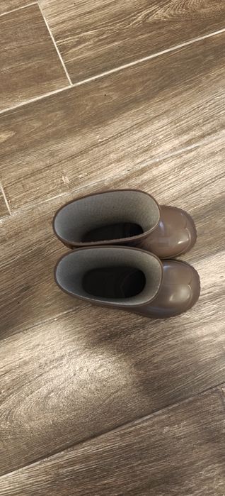 Kalosze jak nowe róż. 19/20 z ocieplaczem.