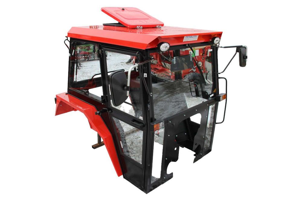 Kabina ursus C 330 c-330 z błotnikami ursus Naglak wersja Elegant