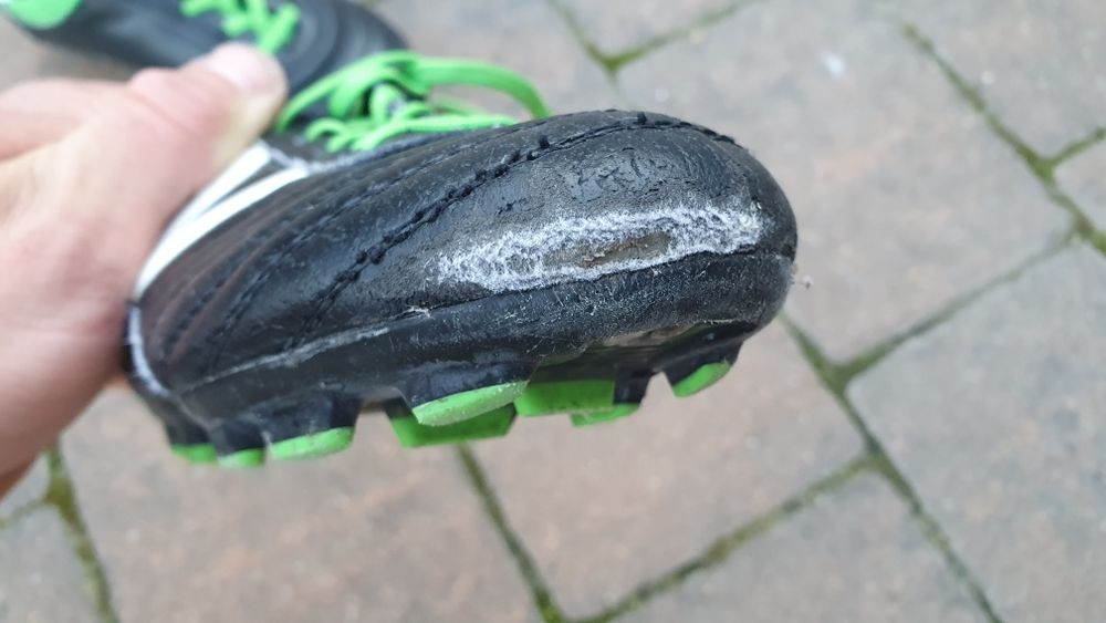 Buty dziecięce, korki, trampki rozmiar 30