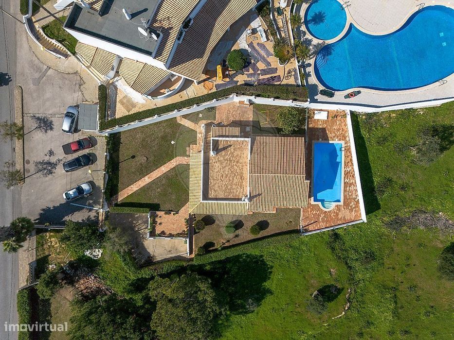 Moradia T4 para venda