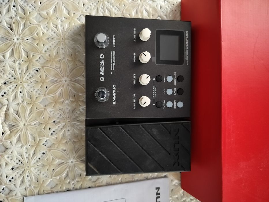 Гитарный процессор эффектов NUX MG 300
